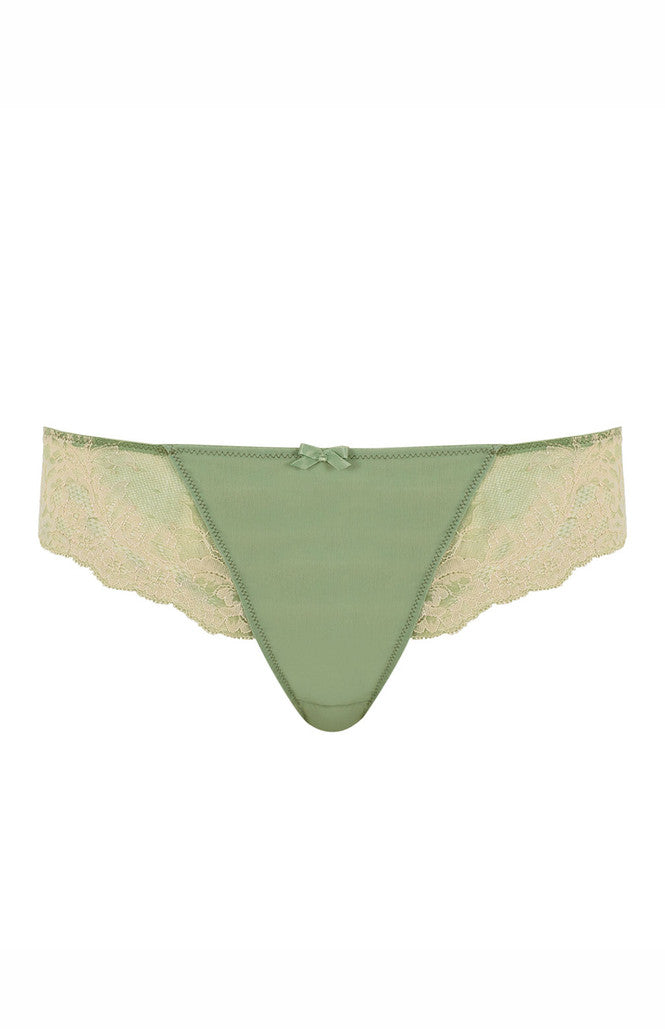 Panache: Brazilian Ana