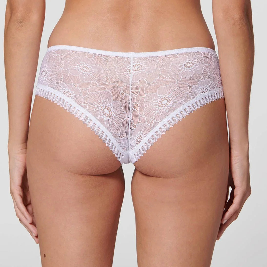 Simone Pérèle: Swing Shorty White