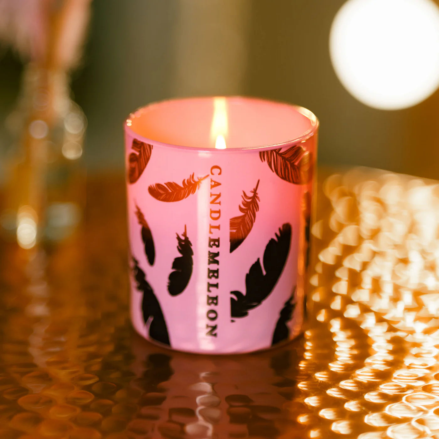 Candlemeleon heat reactive candle