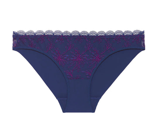 Simone Pérèle: Singulière Brief Midnight