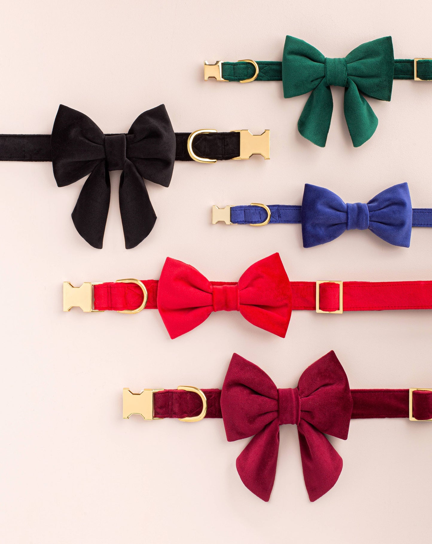 The Foggy Dog - Burgundy Velvet Valentine's Day Lady Dog Bow