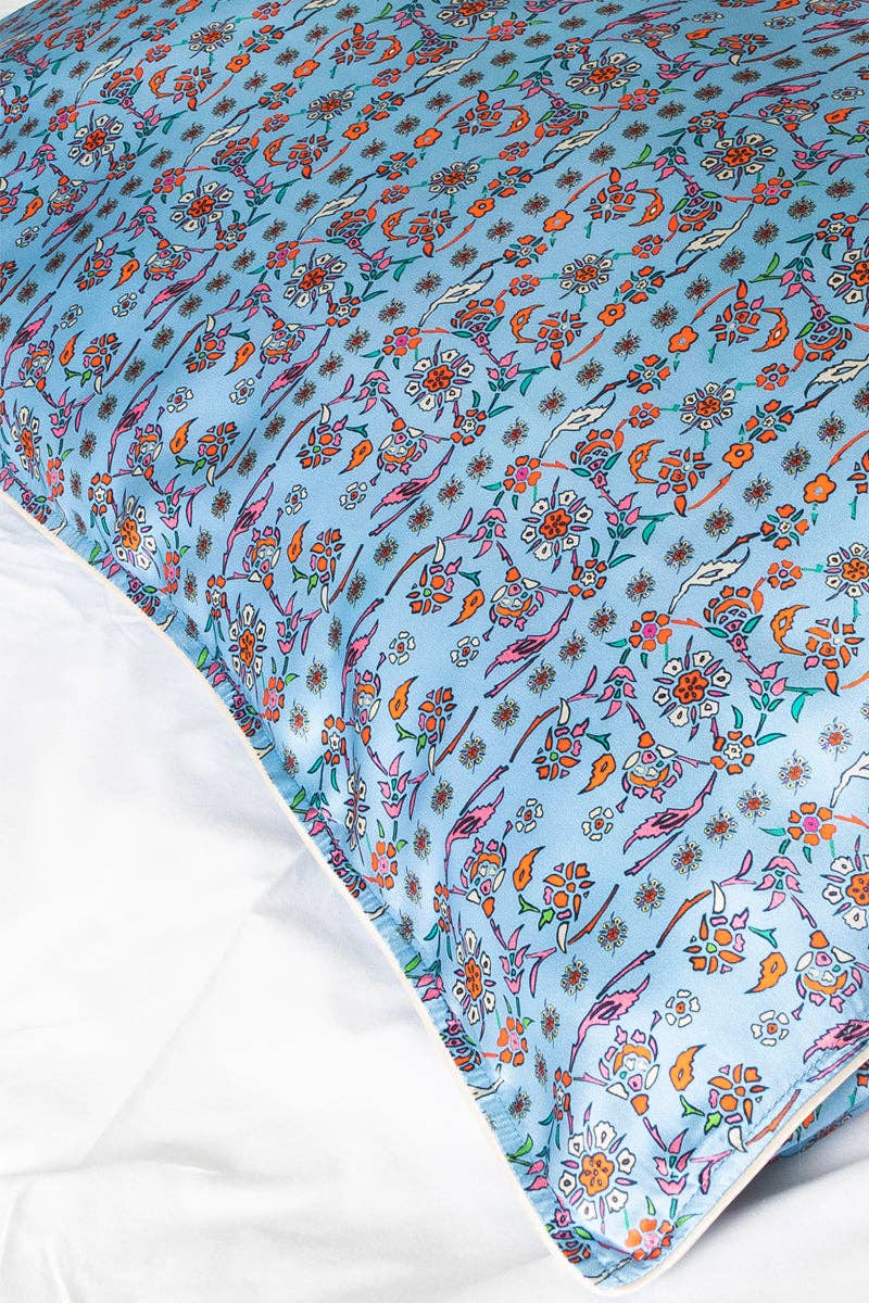 Jessica Russell Flint - Silk Pillowcase / "Ezme"