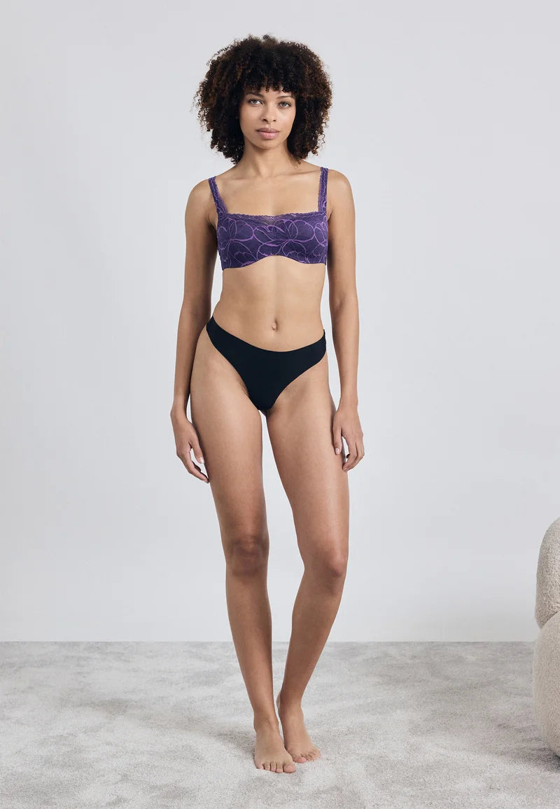 Triumph Body Make-Up Illusion Lace Comfort Wire Bra
