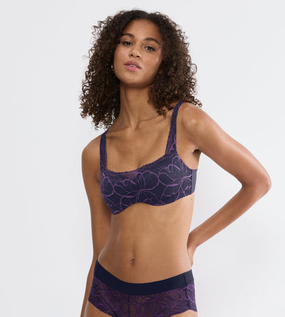 Triumph Body Make-Up Illusion Lace Comfort Wire Bra