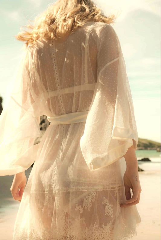 Shell Belle Couture Darling Kimono Ivory