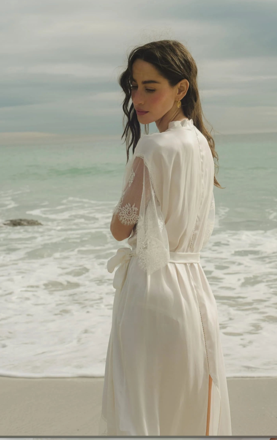 Shell Belle Couture Voyage Long Kimono