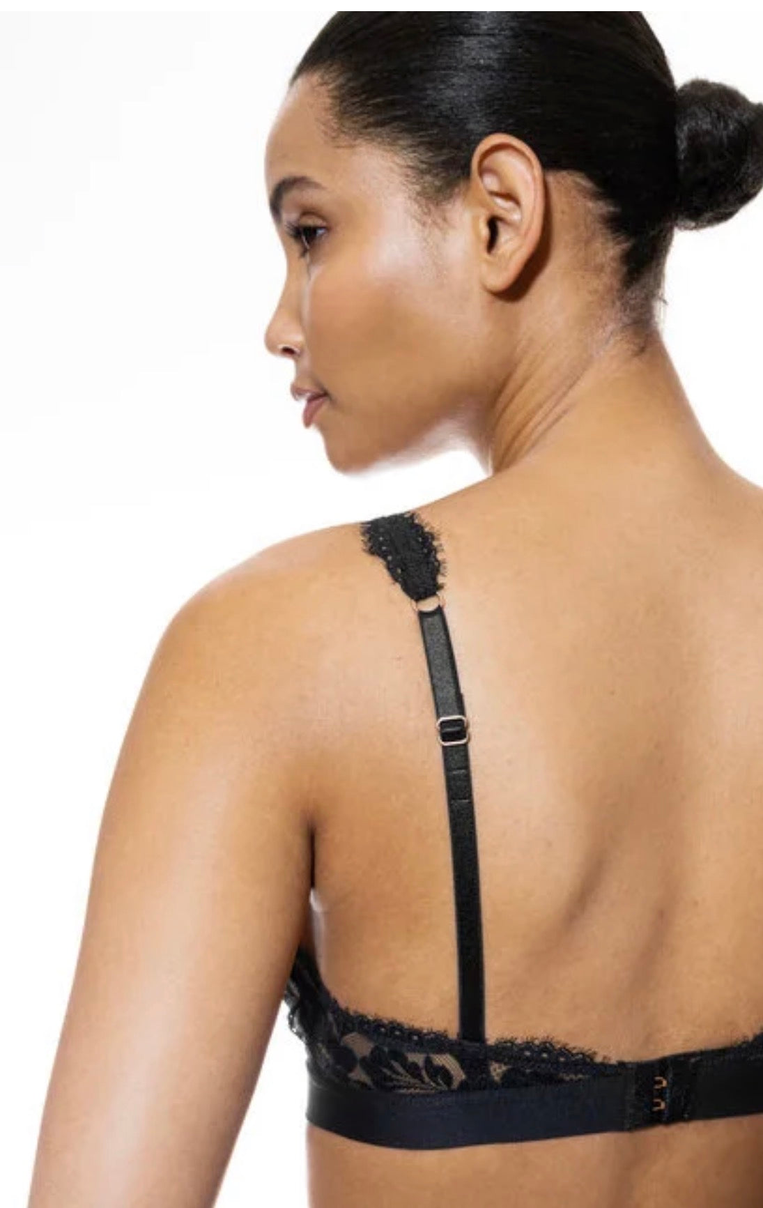 Triangle non-wired bra | MEY | Serie Poetry Vogue Colour Black