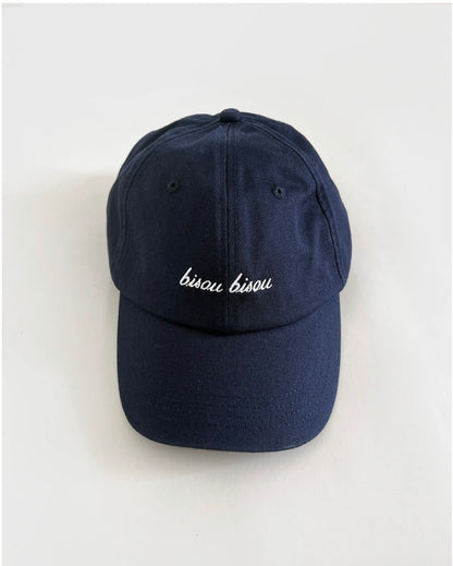 Lescarf Bisou Bisou Cap in Navy