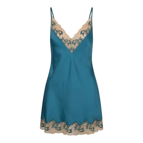 Linga Dore Chemise