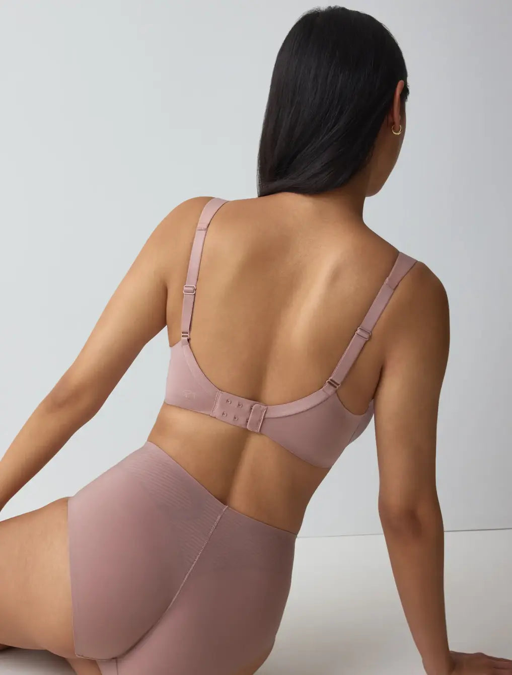 Triumph Illusion Curve Bra | Supportive Wired Minimiser Bra