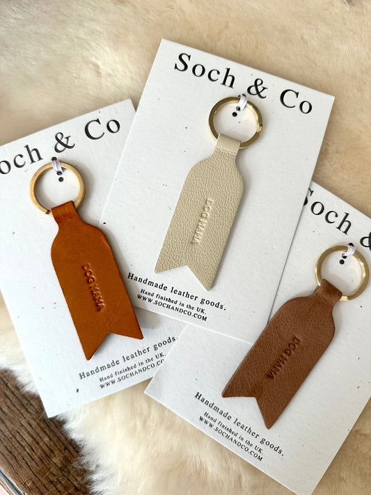 Dog Mama leather keyring