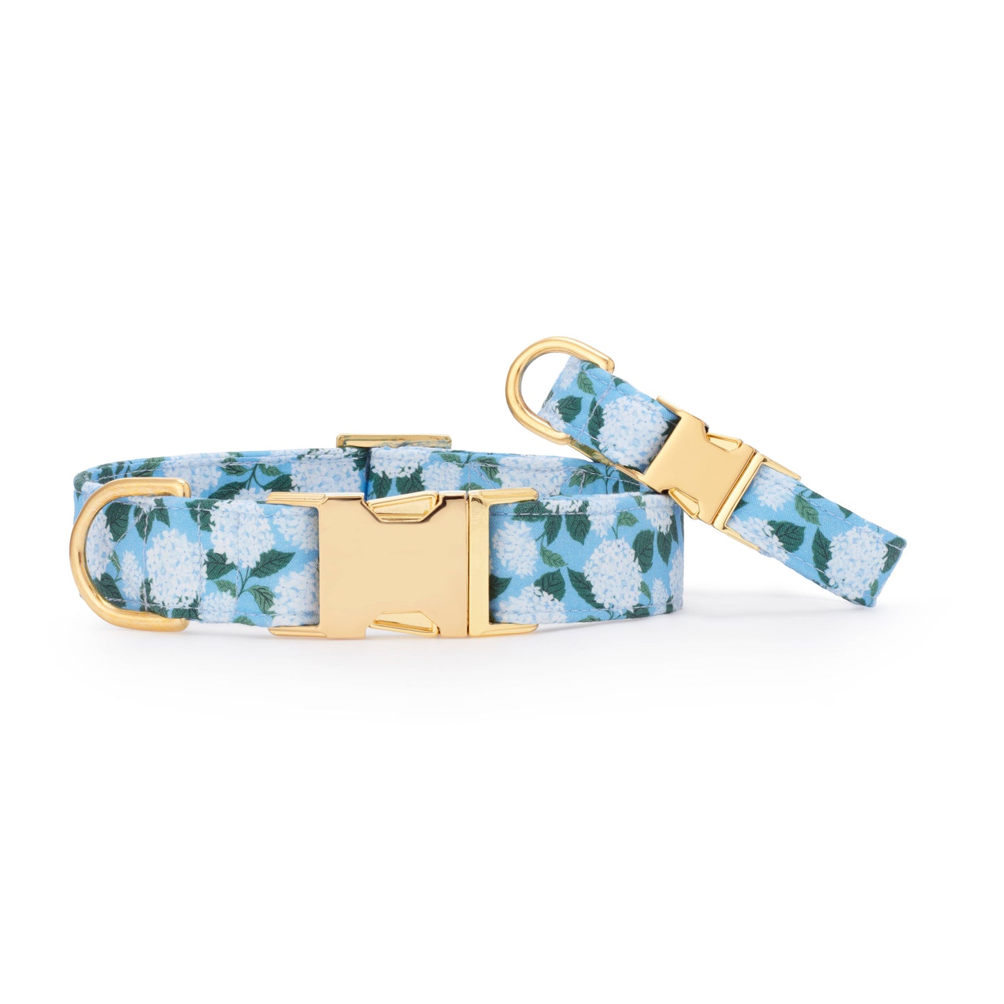 Pre- order  Due early Feb.  The Foggy Dog - Hydrangea Dog Collar